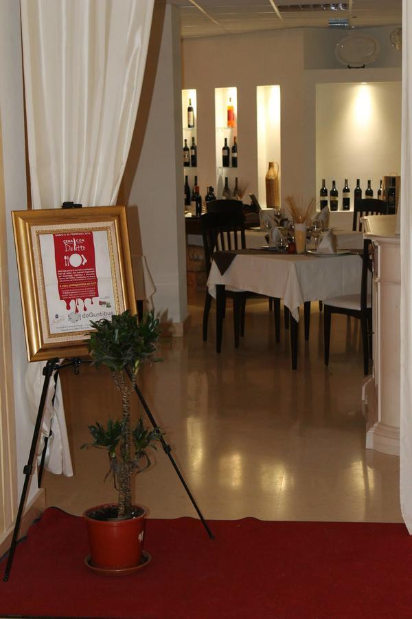 Castelluccio dei Sauri Hotel Agri Resort "Agora" المظهر الخارجي الصورة